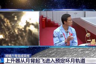 手感不佳！基根-穆雷12投仅4中&三分7中2 得到11分7板3助